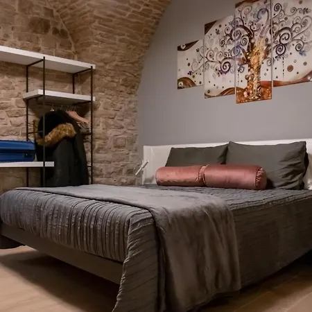 123 Luxury Con Jacuzzi 4*