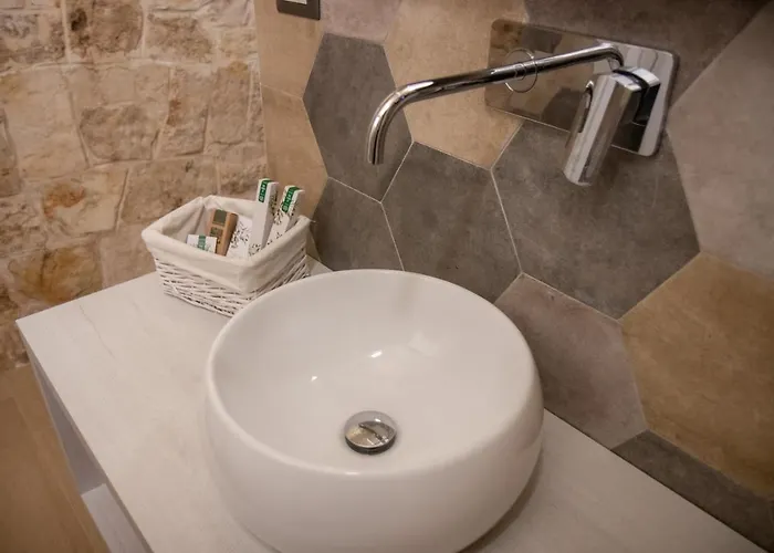 123 Luxury Con Jacuzzi 4*